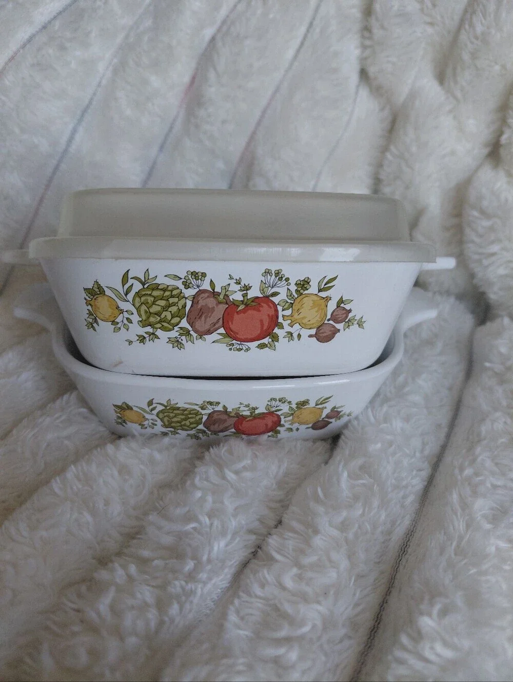 P-41-B Spice Of Life Corning Ware 1 3/4 Cup Set Of 2 With One Plastic Lid